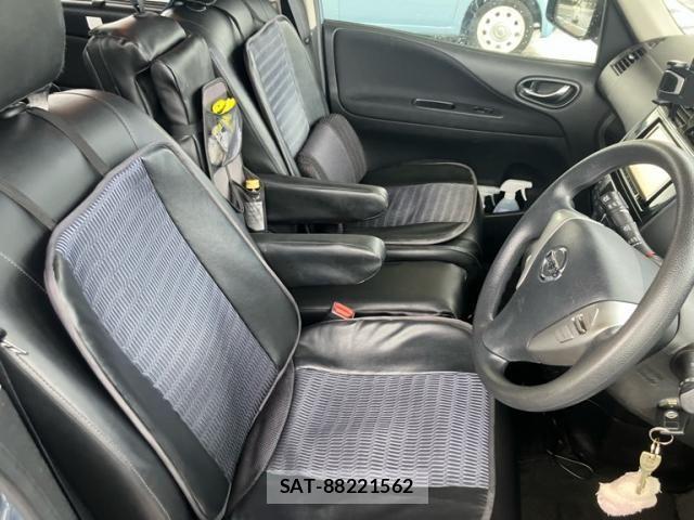 Nissan SERENA 2014-07 8661470-13