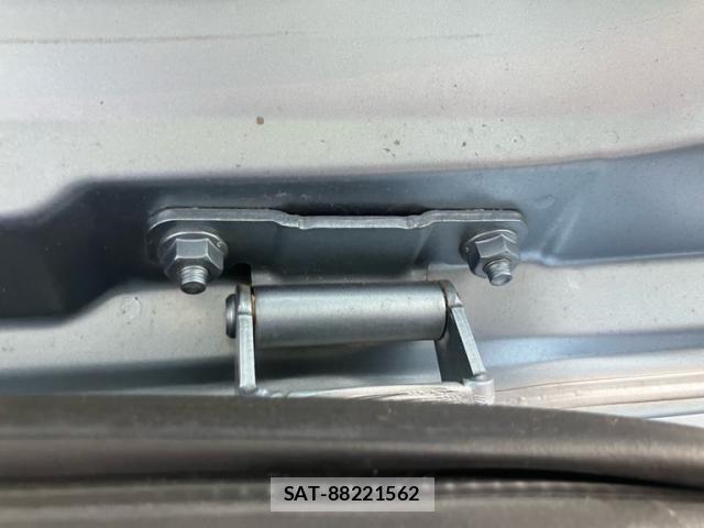 Nissan SERENA 2014-07 8661470-7