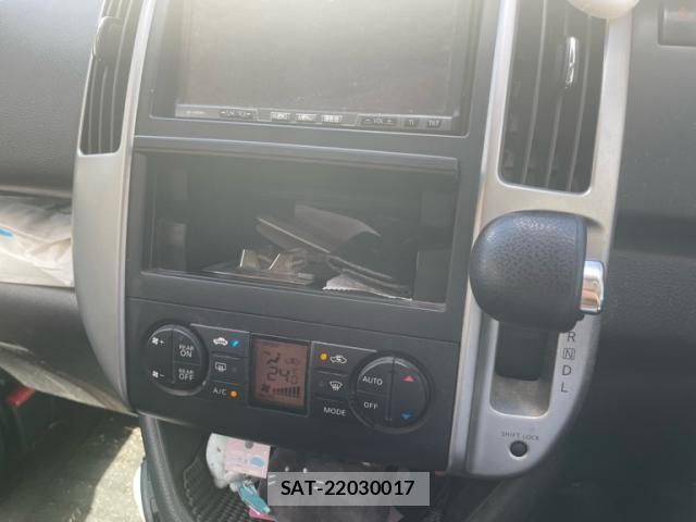 Nissan SERENA 2009-09 8666880-21
