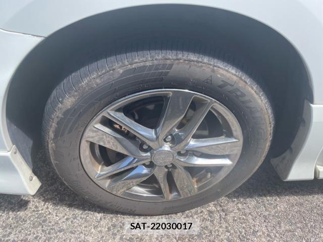 Nissan SERENA 2009-09 8666880-4