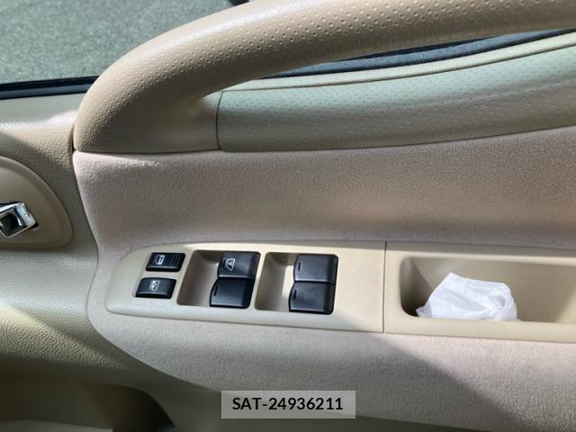 Nissan SERENA 2010-06 8661469-12