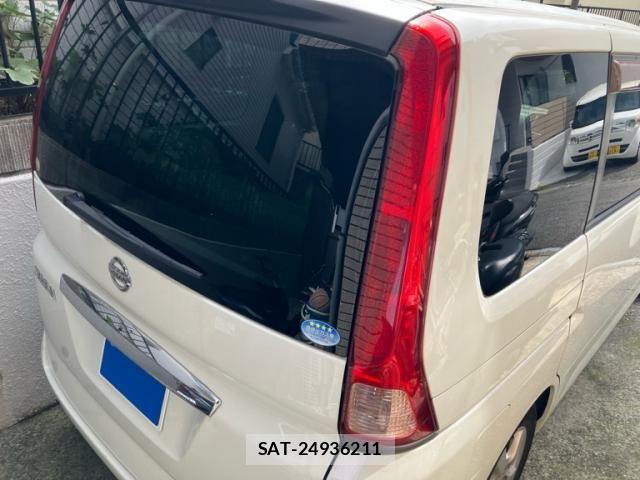 Nissan SERENA 2010-06 8661469-2