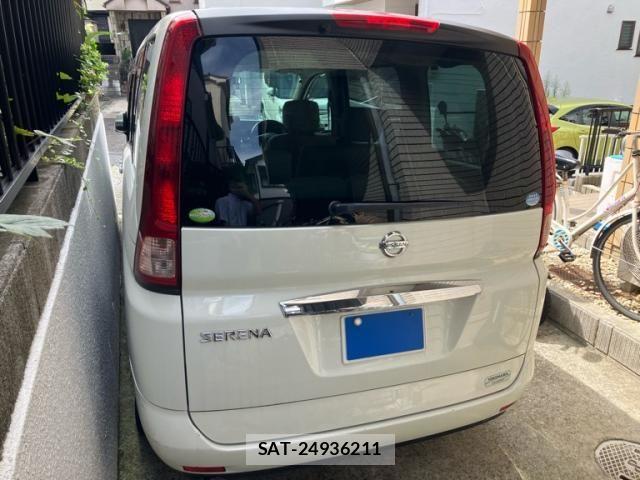 Nissan SERENA 2010-06 8661469-3