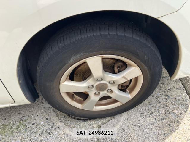 Nissan SERENA 2010-06 8661469-4