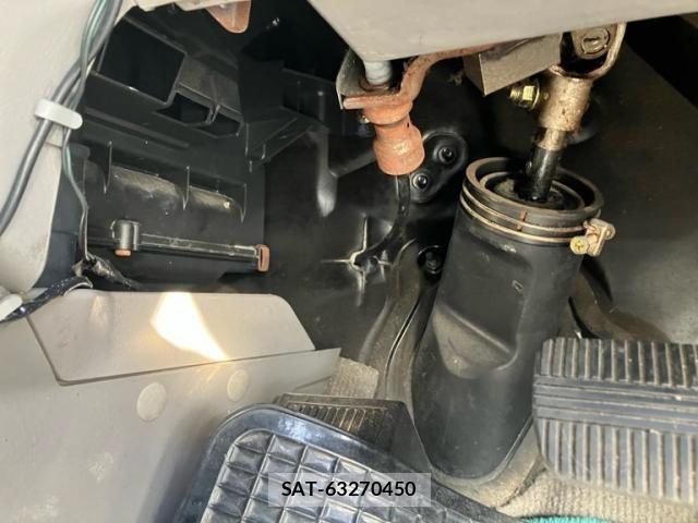 Nissan SERENA 2001-03 8661472-19