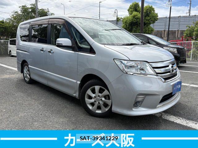 Nissan SERENA 2011-02 8661455-1