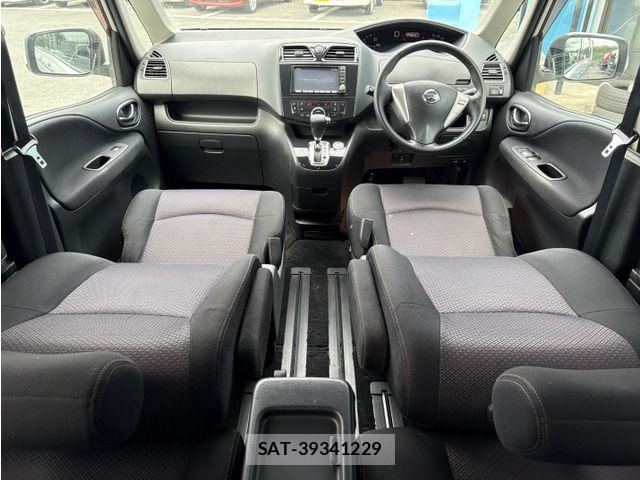Nissan SERENA 2011-02 8661455-5