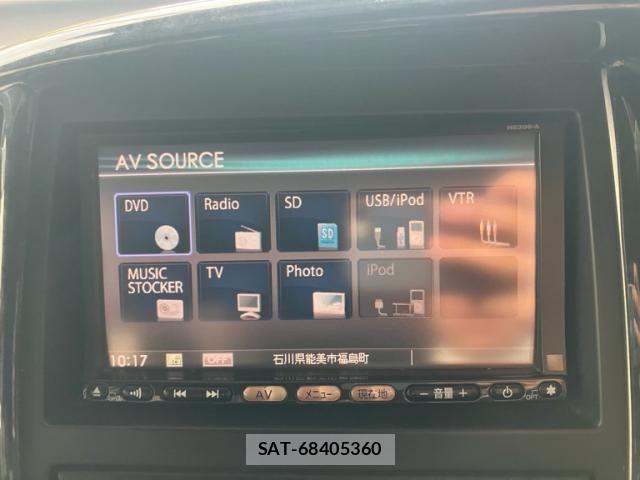 Nissan SERENA 2010-02 8661468-18