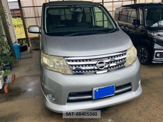 Nissan SERENA 2010-02 8661468-1