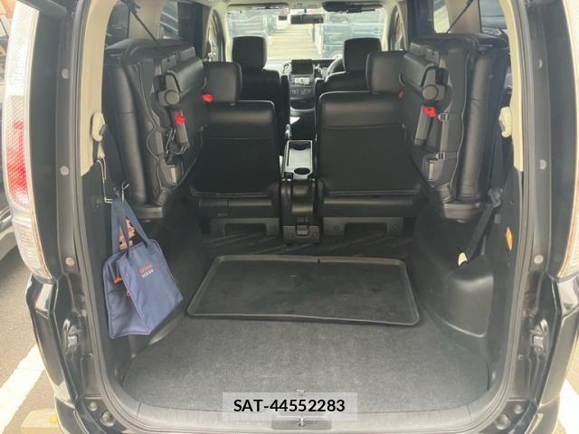 Nissan SERENA 2008-01 8661462-12