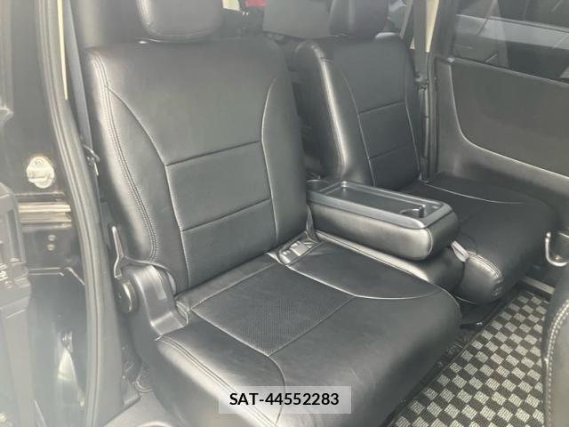 Nissan SERENA 2008-01 8661462-5