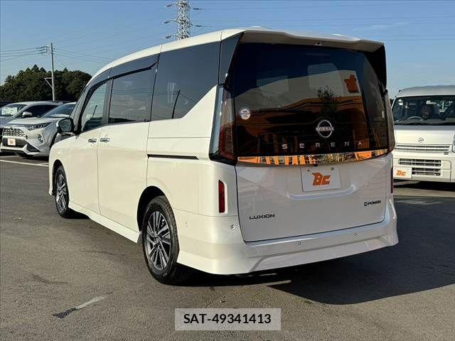 Nissan SERENA 2024-09 8661413-12