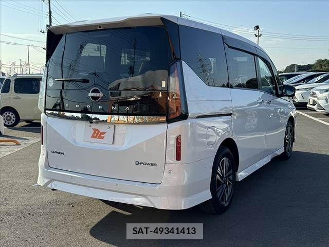 Nissan SERENA 2024-09 8661413-14