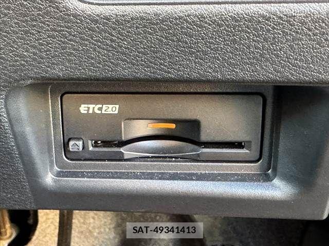 Nissan SERENA 2024-09 8661413-5