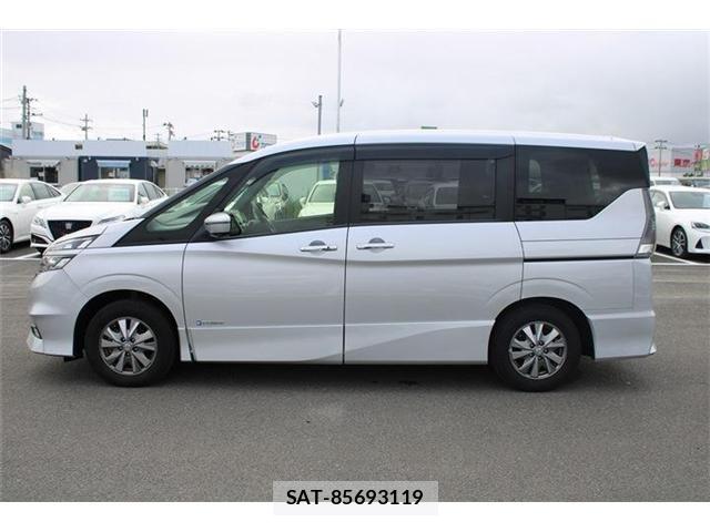 Nissan SERENA 2018-05 8666875-13