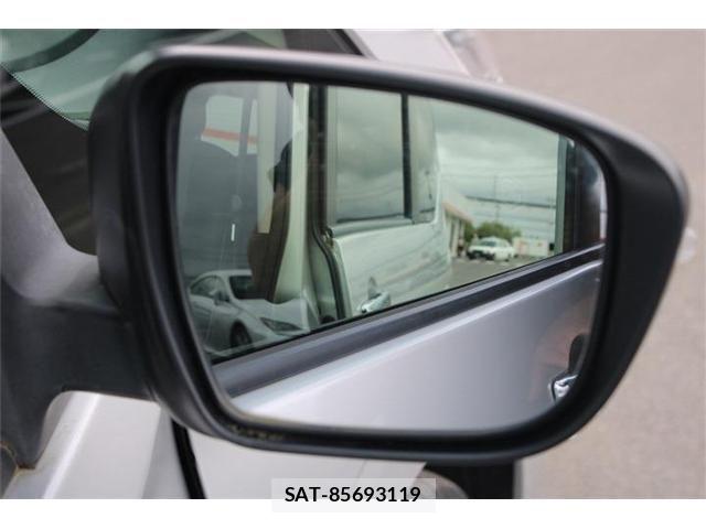 Nissan SERENA 2018-05 8666875-20