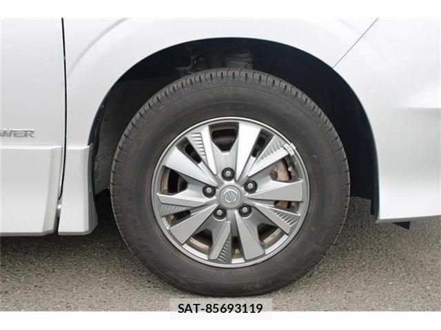 Nissan SERENA 2018-05 8666875-26