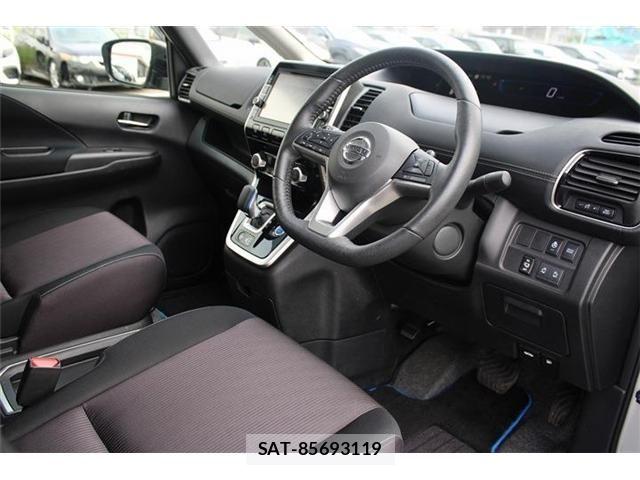 Nissan SERENA 2018-05 8666875-29