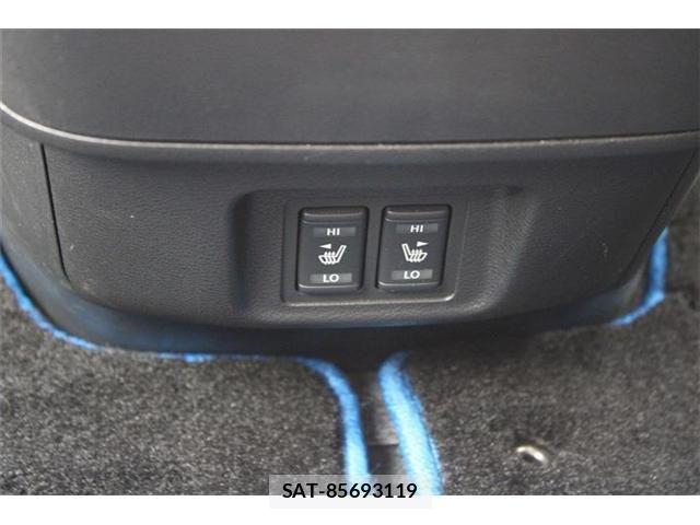Nissan SERENA 2018-05 8666875-6