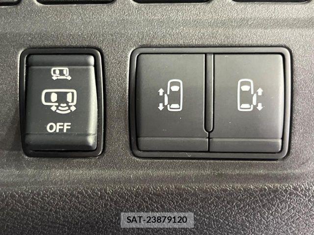 Nissan SERENA 2018-06 8666874-6