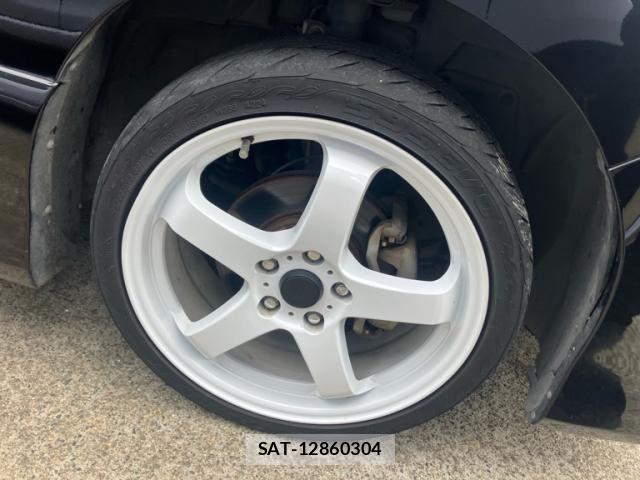 Nissan SERENA 2011-10 8661467-3