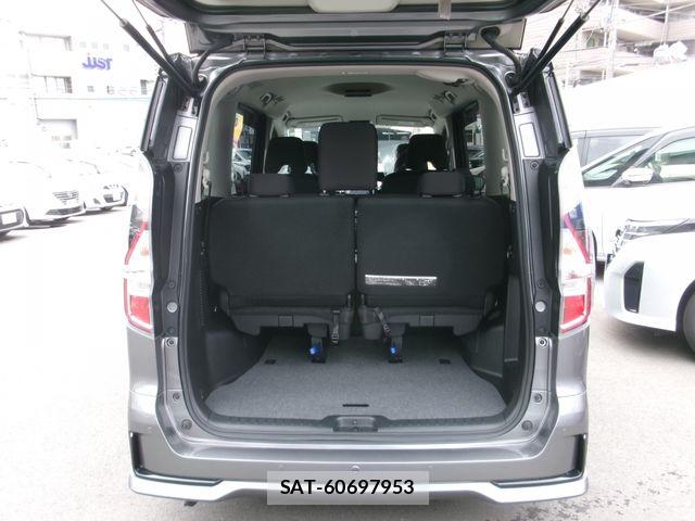 Nissan SERENA 2022-03 8661424-10