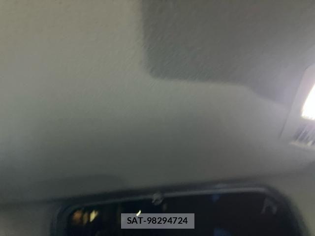 Nissan SERENA 2010-08 8666877-6