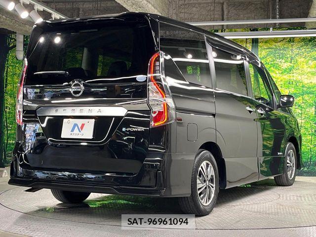 Nissan SERENA 2021-12 8661423-16
