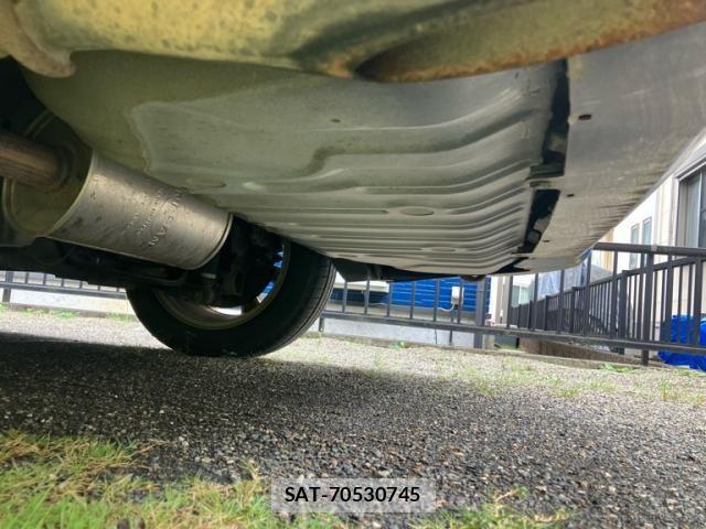 Nissan SERENA 2011-11 8661463-9