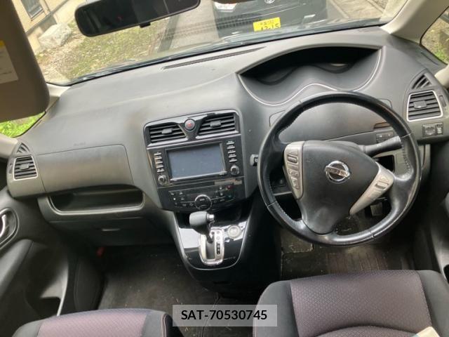 Nissan SERENA 2011-11 8661463-11