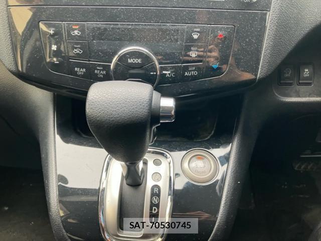 Nissan SERENA 2011-11 8661463-22