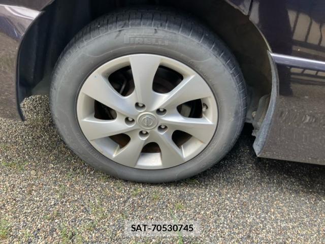 Nissan SERENA 2011-11 8661463-3