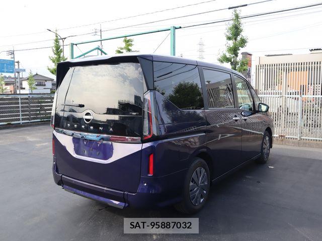 Nissan SERENA 2023-08 8661422-25