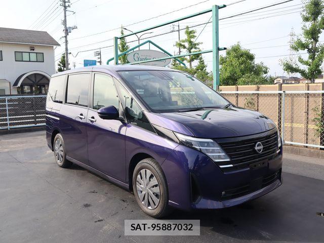 Nissan SERENA 2023-08 8661422-27