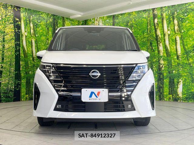 Nissan SERENA 2023-08 8666869-13