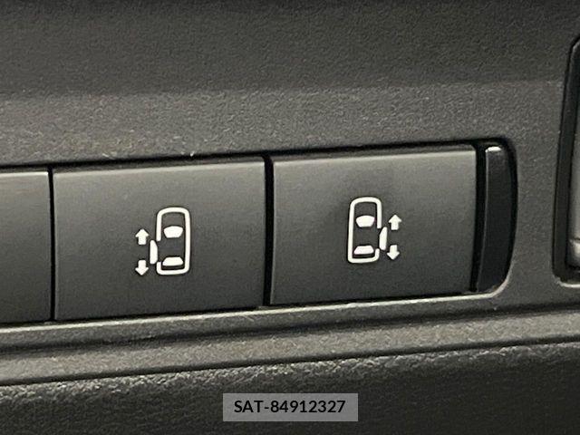 Nissan SERENA 2023-08 8666869-4