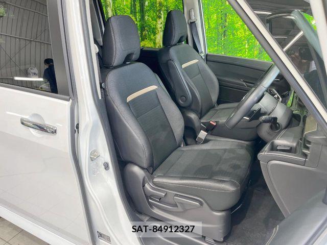 Nissan SERENA 2023-08 8666869-6