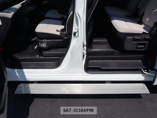 Nissan SERENA 2023-02 8661434-6