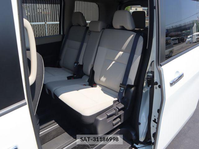 Nissan SERENA 2023-02 8661434-7