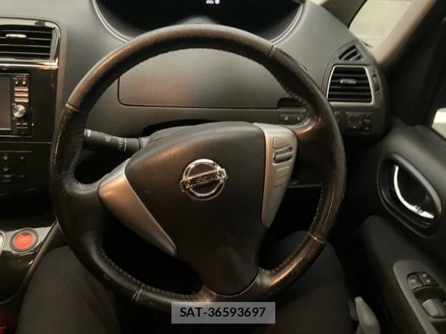 Nissan SERENA 2012-04 8666879-13