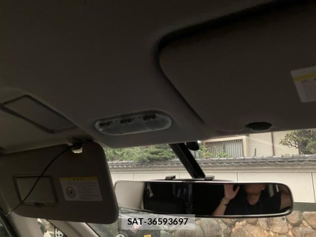 Nissan SERENA 2012-04 8666879-19