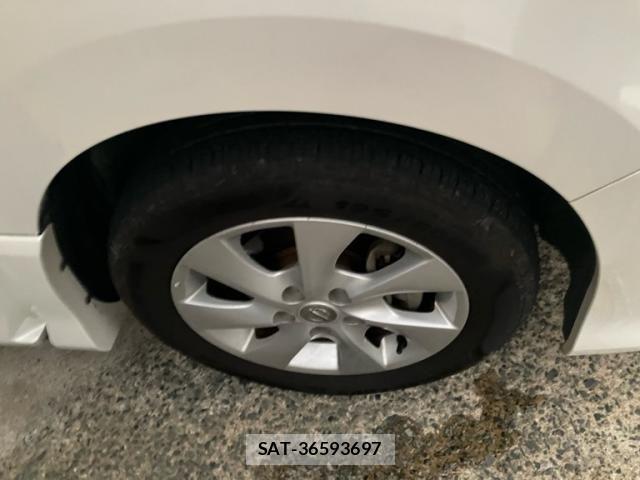 Nissan SERENA 2012-04 8666879-2
