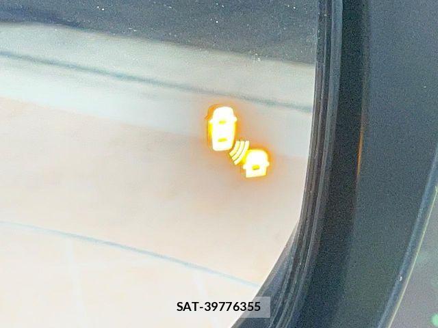 Nissan SERENA 2021-09 8686508-6