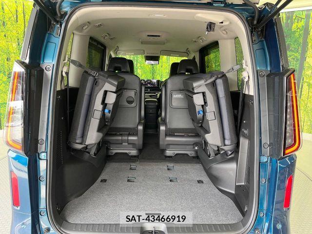 Nissan SERENA 2023-07 8686499-10