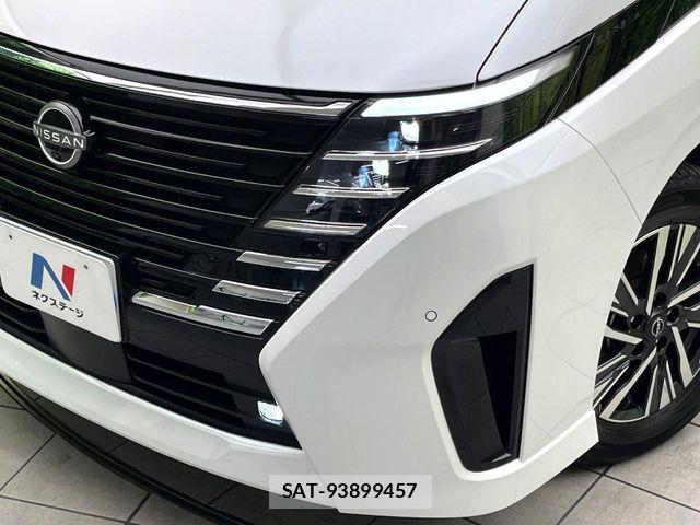 Nissan SERENA 2023-04 8686502-13