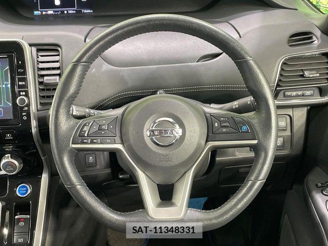 Nissan SERENA 2019-01 8686514-11