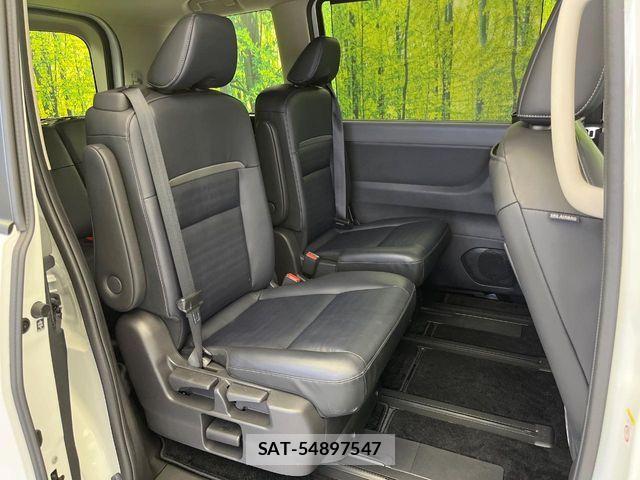 Nissan SERENA 2023-07 8686498-9