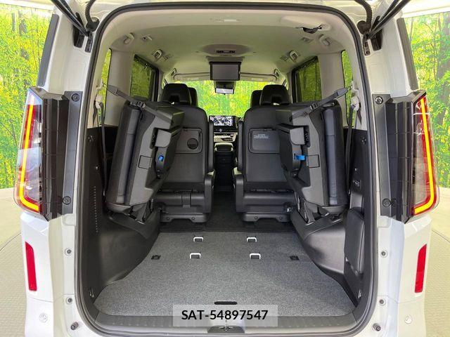 Nissan SERENA 2023-07 8686498-11