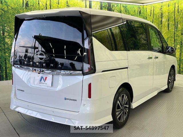 Nissan SERENA 2023-07 8686498-18