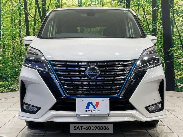 Nissan SERENA 2019-11 8686513-14